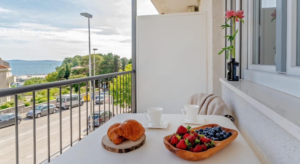 View (from property/room), Balcony/Terrace