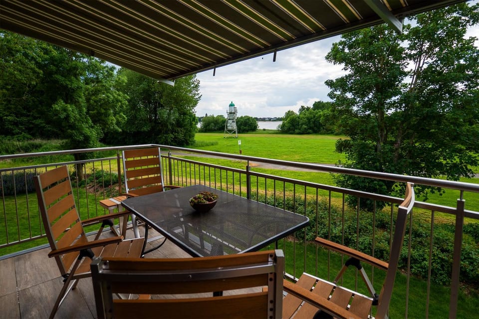 Natural landscape, View (from property/room), Balcony/Terrace