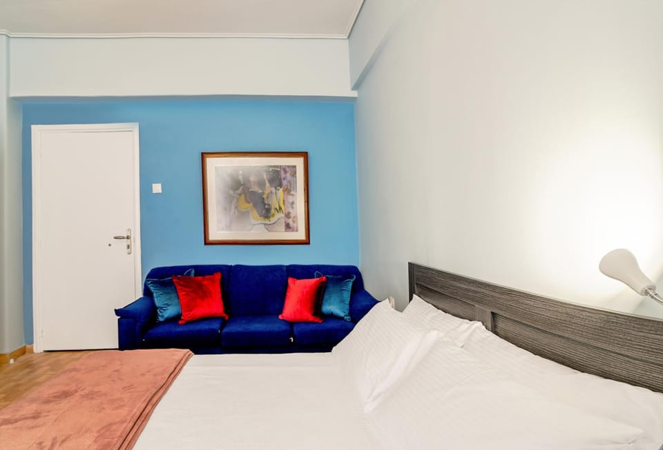 City Center Room Athens - Bravo Apartment in Athens