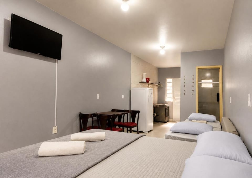 Estúdio Completo Ótimo Preço na Meia Praia Ar e Wi-Fi ART Apartment in Porto Belo