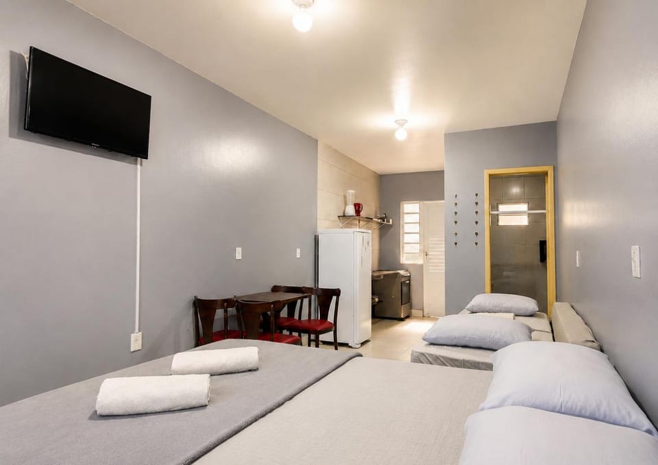 Estúdio Completo Ótimo Preço na Meia Praia Ar e Wi-Fi ART Apartment in Porto Belo