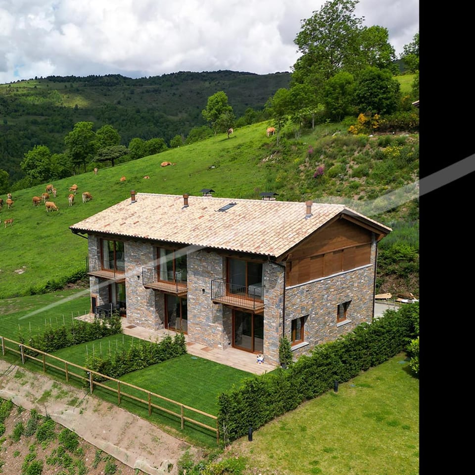 Property building, Natural landscape, Mountain view