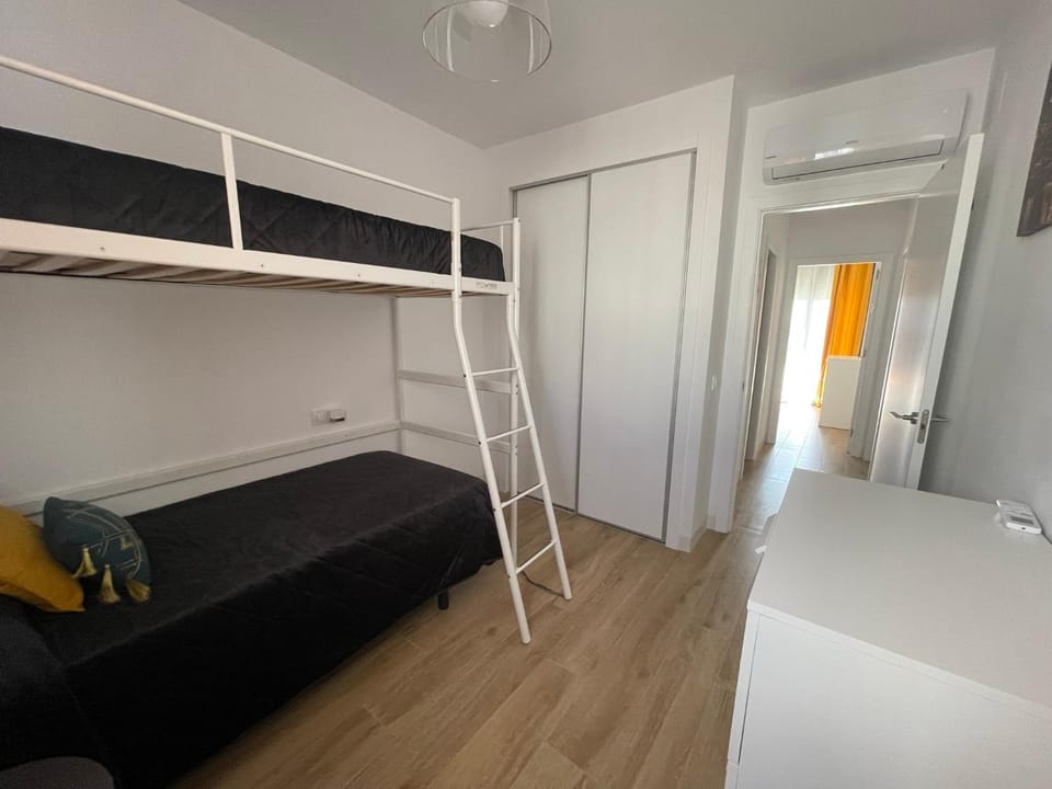 bunk bed