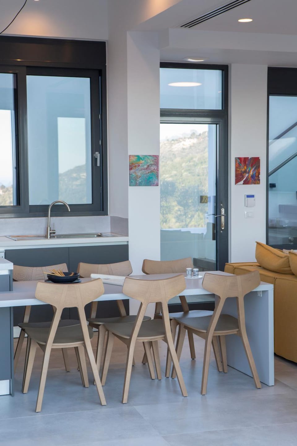 Living room, Dining area