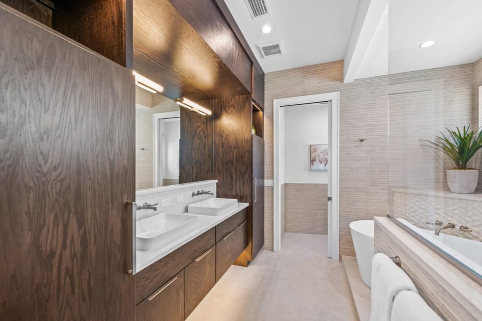 Bathroom, Other