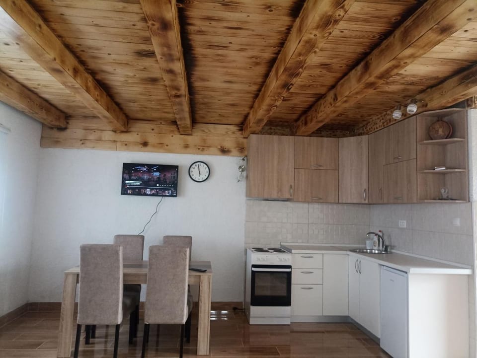 Vacation house Vrela House in Zlatibor District, Serbia