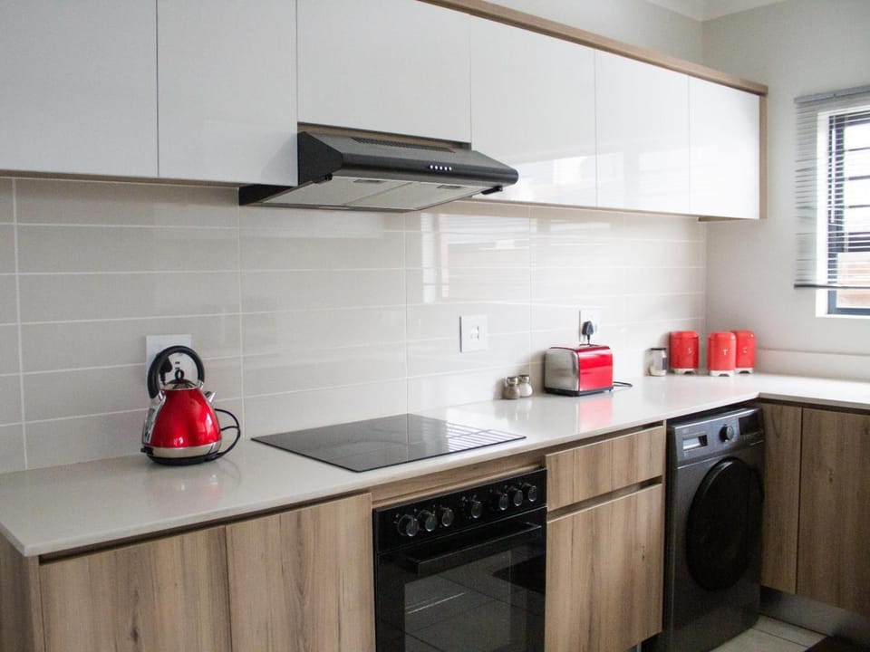 Coffee/tea facilities, Kitchen or kitchenette