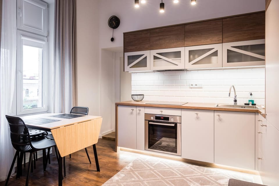 Kitchen or kitchenette, pet friendly, stove