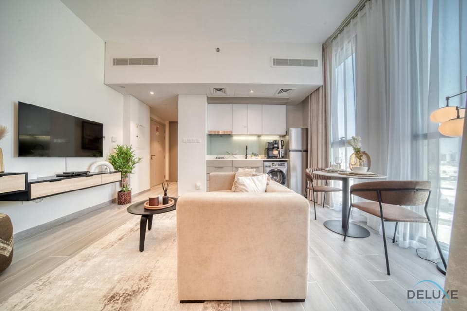 TV and multimedia, Kitchen or kitchenette, Living room