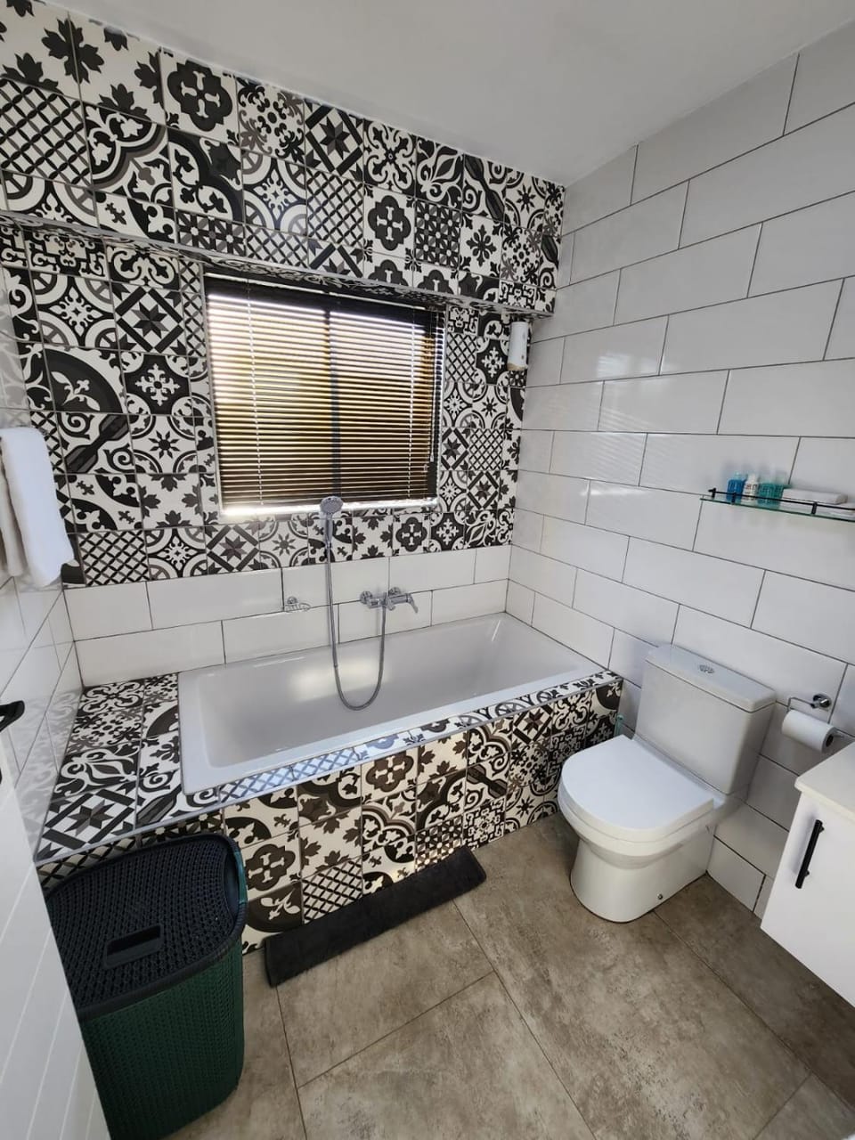 Toilet, Bathroom, Bath, towels