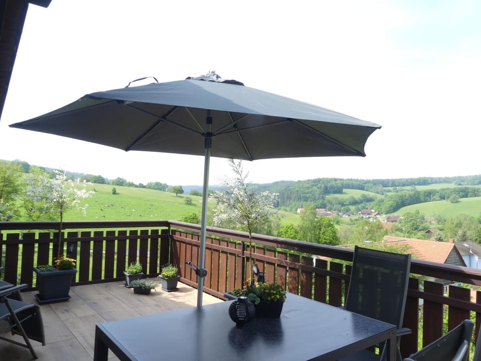Natural landscape, View (from property/room), Balcony/Terrace, Dining area