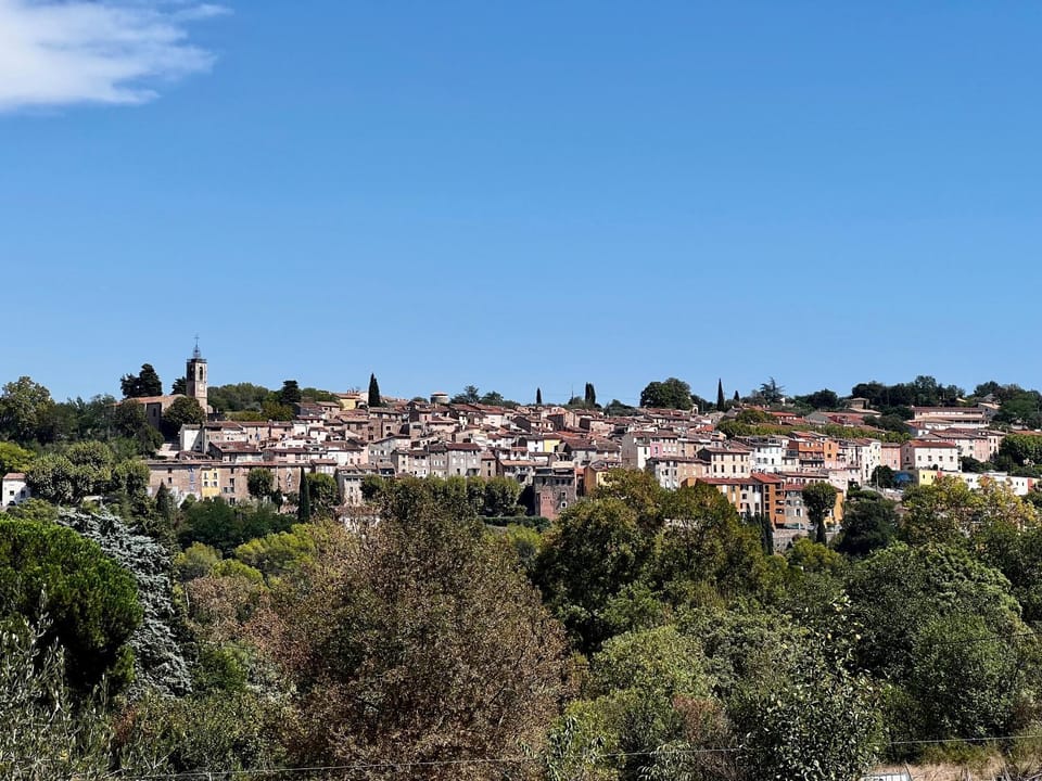 Nearby landmark, Day, Natural landscape, City view