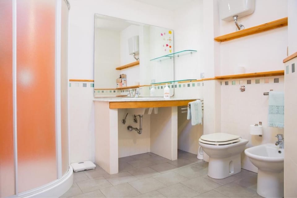 Shower, Toilet, Bathroom, bidet