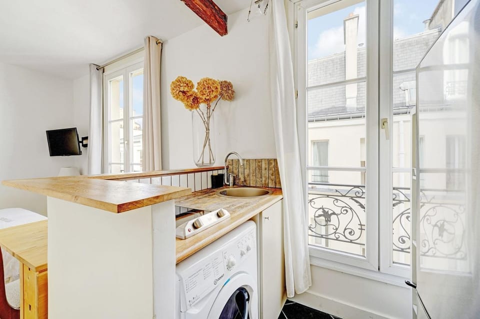 INVALIDES - TOUR EIFFEL Apartment in Paris