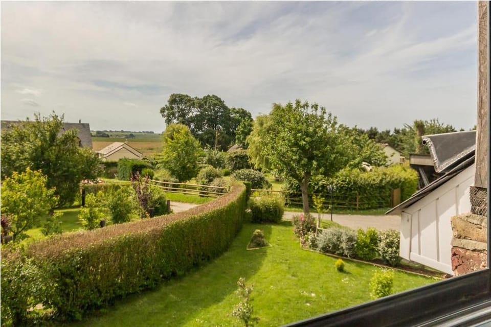 Les terrasses Bed and Breakfast in Normandy