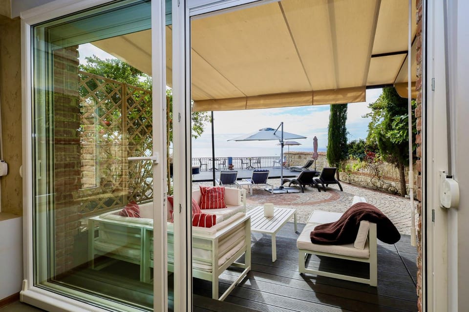 Patio, Garden, Living room, Sea view
