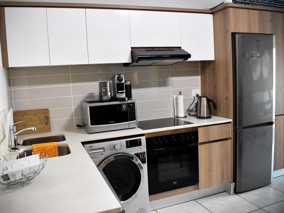 The Blyde Crystal Clear 2 Bedroom Apartment in Pretoria