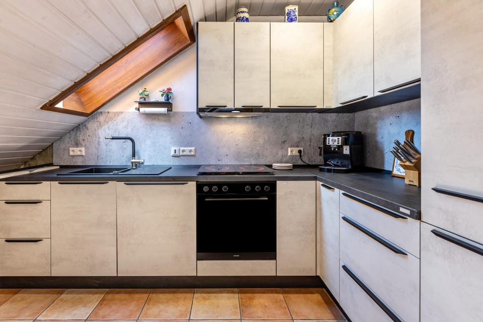 Property building, Kitchen or kitchenette, Living room