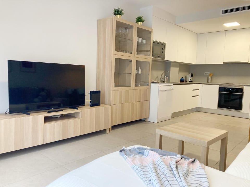 Communal lounge/ TV room, Living room