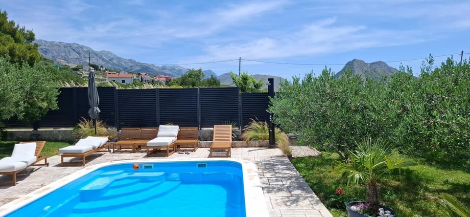 Villa Kucine Olives Garden by Istra Vacation Villa in Šibenik-Knin County, Croatia