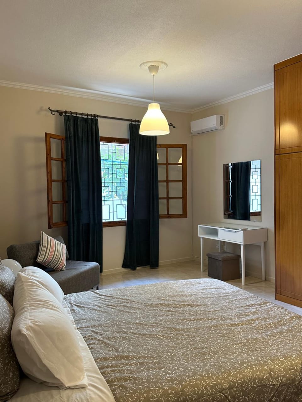 Bed, Bedroom, wardrobe