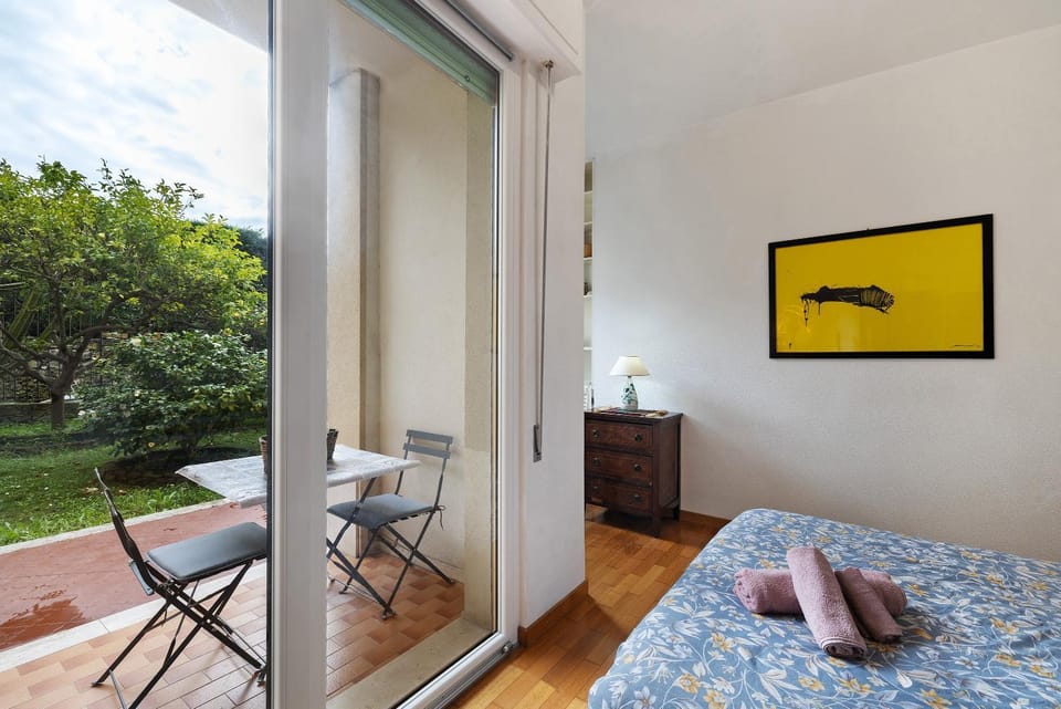 Property building, Living room, Bedroom