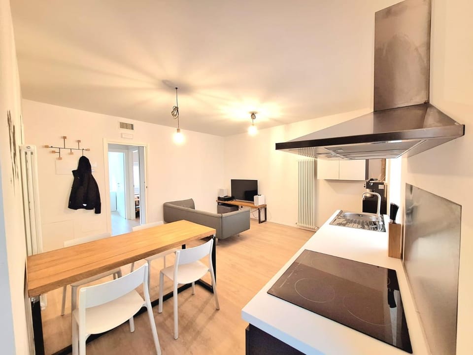 Varano 7 Apartment in Marche
