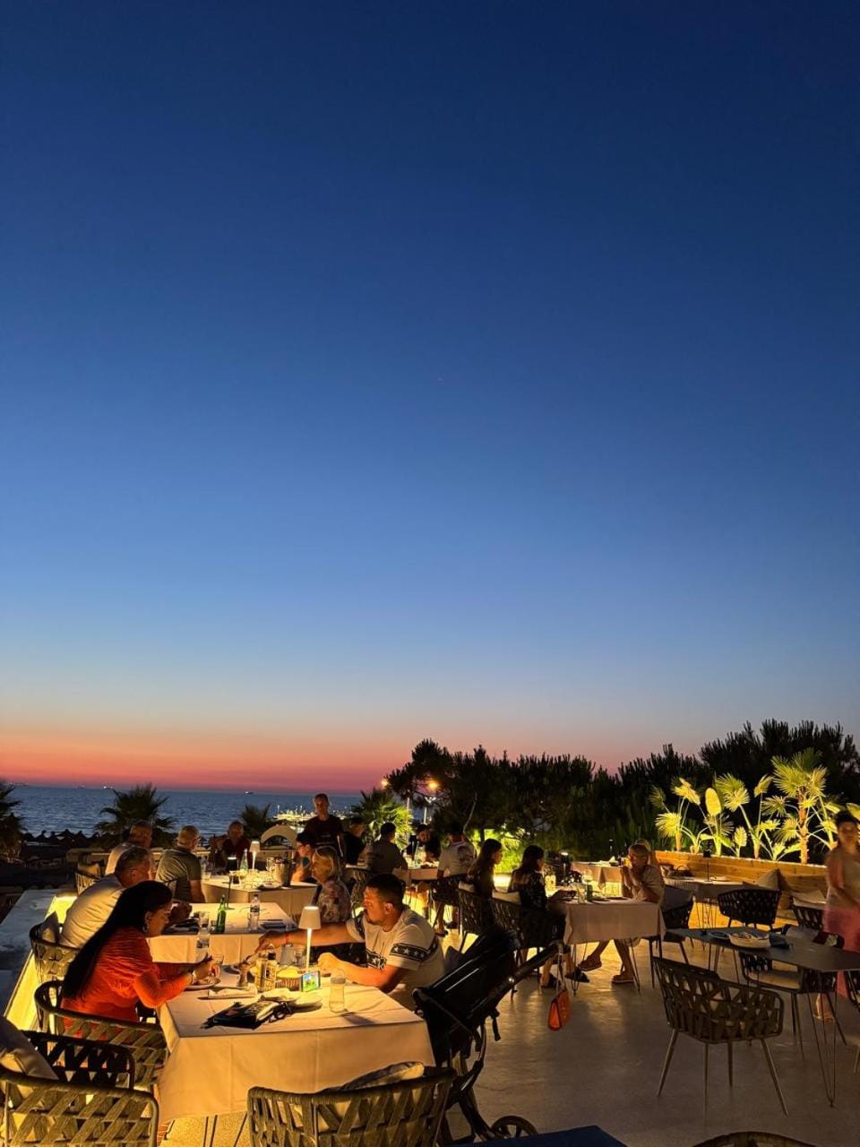 Restaurant/places to eat, Sea view