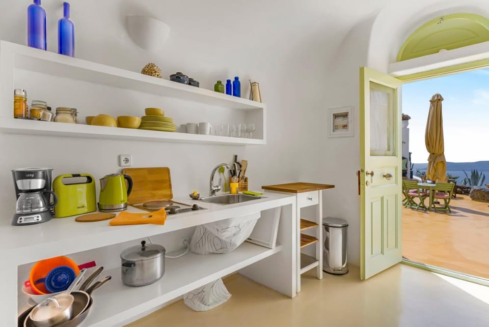 Coffee/tea facilities, Kitchen or kitchenette, toaster