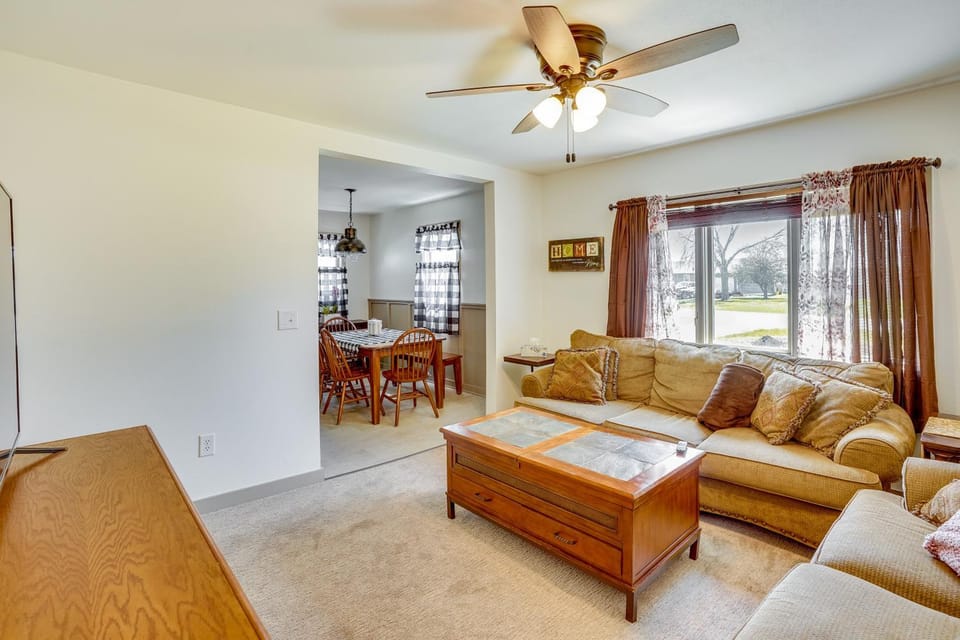 Vacation Rental Near South Dakota State University House in South Dakota