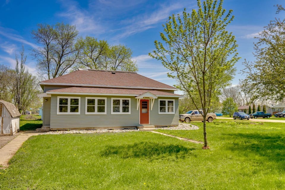 Vacation Rental Near South Dakota State University House in South Dakota