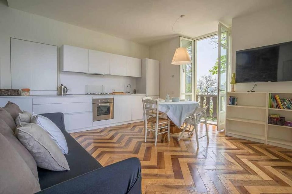 Villa Vescovo Appartamento con accesso al lago Apartment in Orta San Giulio