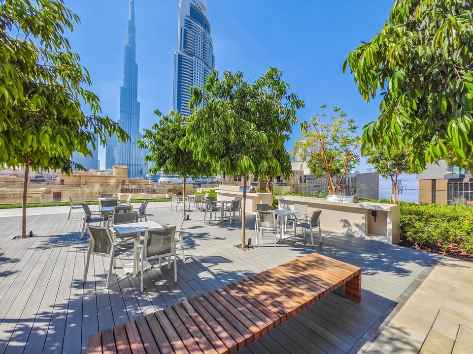 Superior 1BR In Burj Royale - Downtown Dubai Apartment in Dubai
