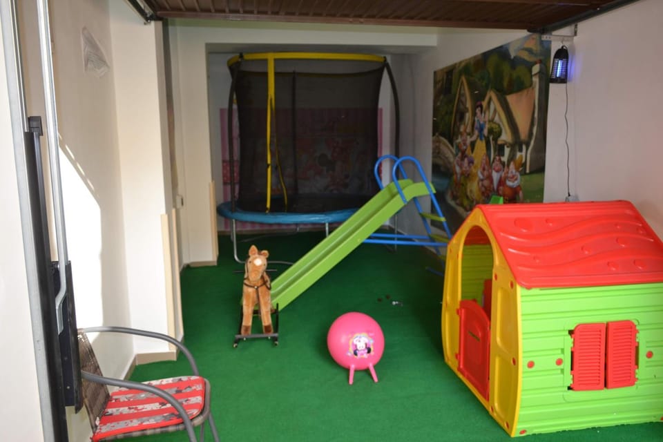 Gabizz Apartments Apartment in Constanta