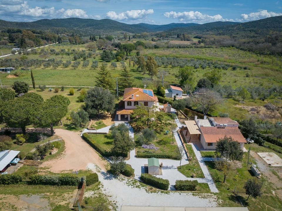 Property building, Bird's eye view