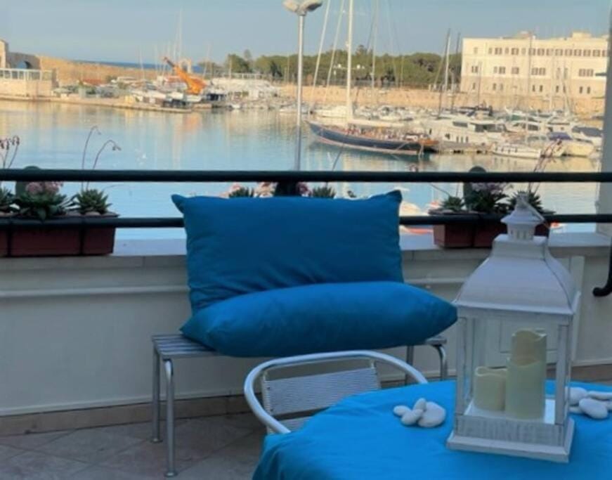 Emozioni dal Porto Apartment in Trani