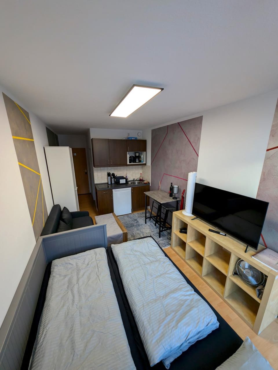 Photo of the whole room