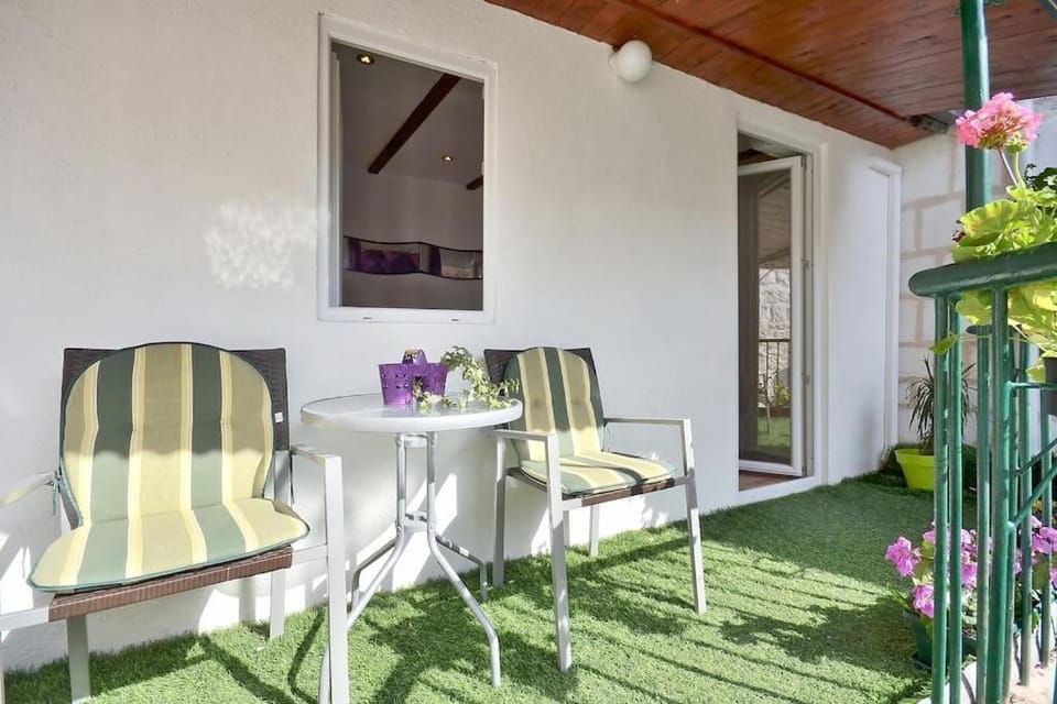 Balcony/Terrace, Seating area