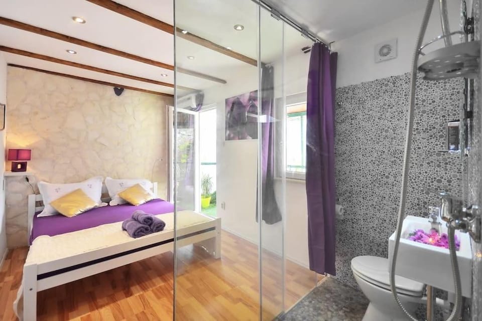 Bed, Bathroom, Bedroom