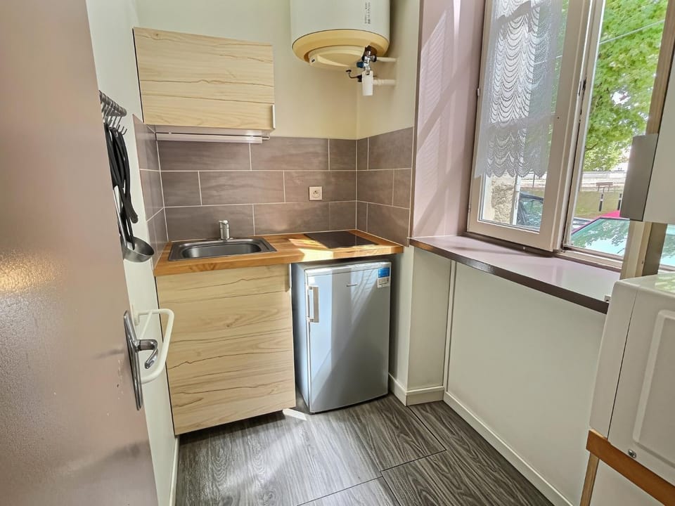 Kitchen or kitchenette, microwave
