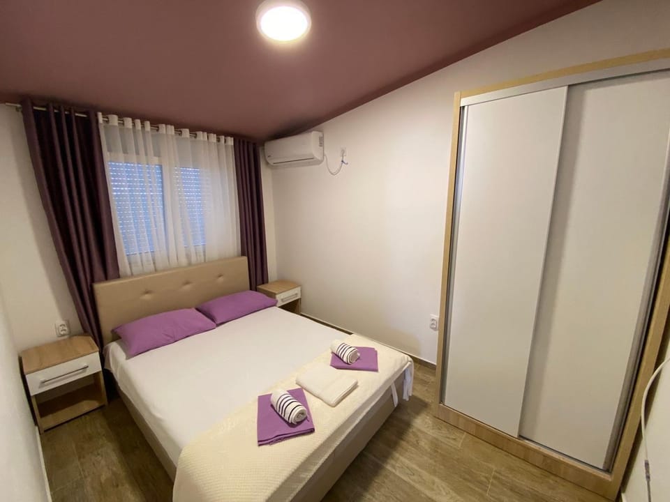 Apartmani Resetar Apartment hotel in Montenegro