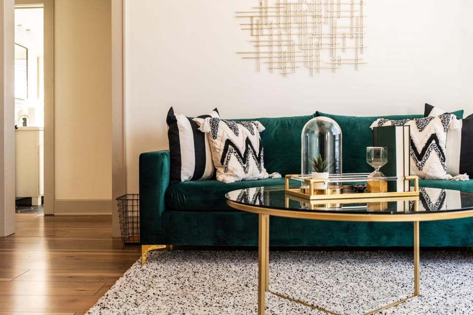 Modern 2BR Stay In Historic West End Near Downtown House in Atlanta