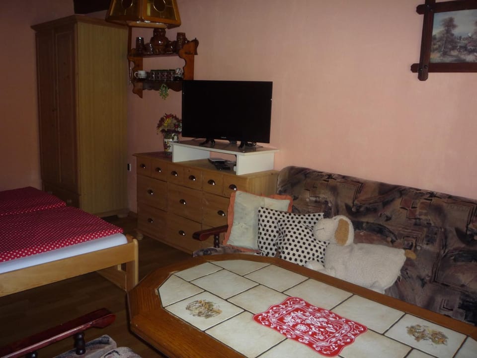 Living room, Bedroom