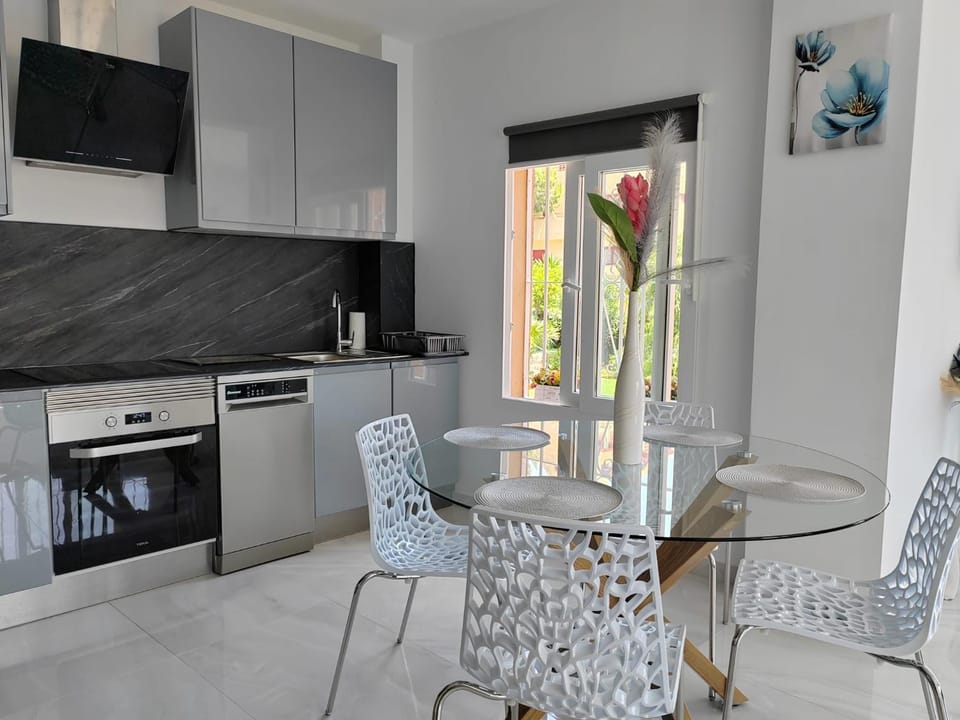 Apartamento La Torre,200m hasta la playa Apartment in Benalmadena