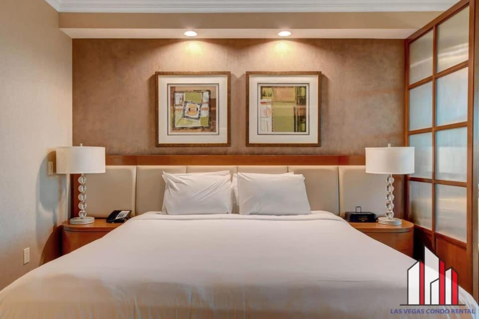 MGM Signature-04-704 Jacuzzi Studio House in Las Vegas Strip