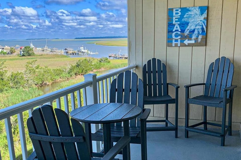 Bay Creek Villa - 304 House in Edisto Beach