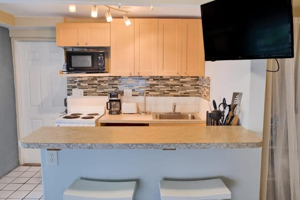 Shortboard Apartment in Ilexhurst