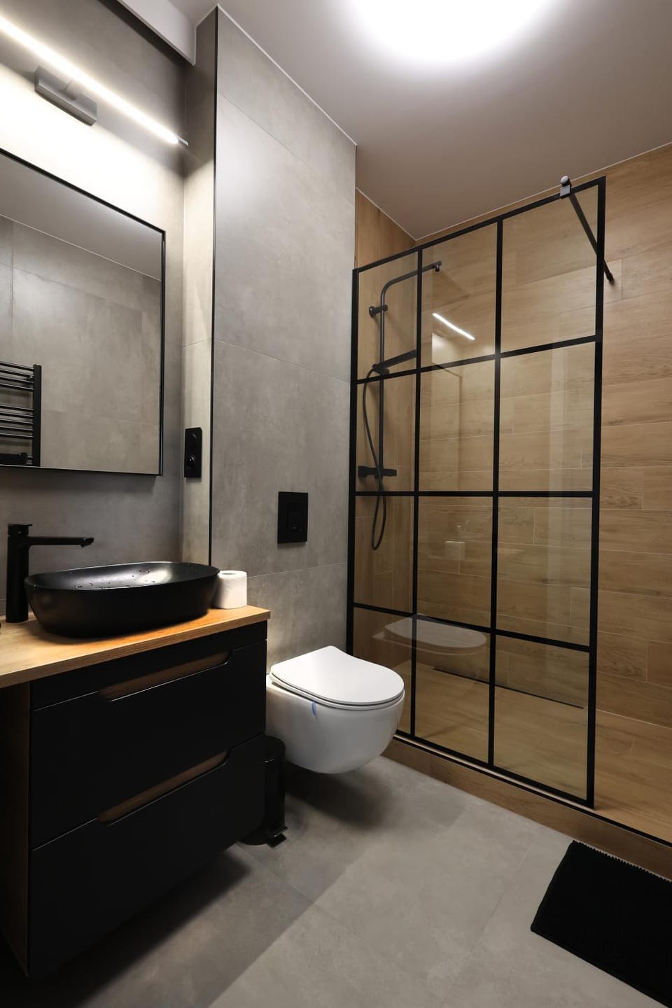 Shower, Toilet, Bathroom