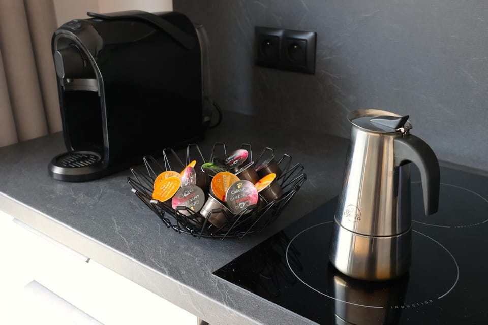 Coffee/tea facilities, Kitchen or kitchenette