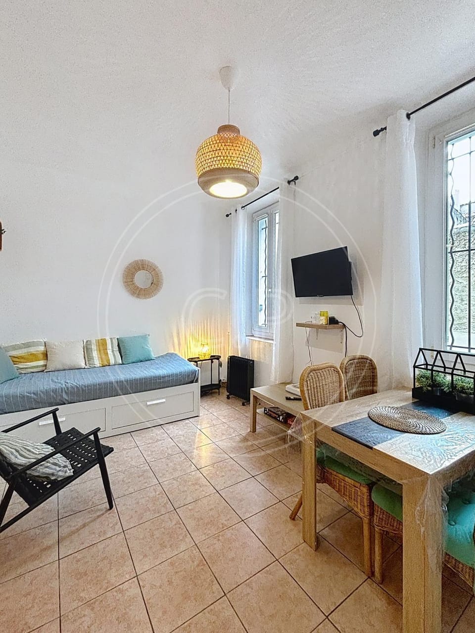 Communal lounge/ TV room, TV and multimedia, Living room